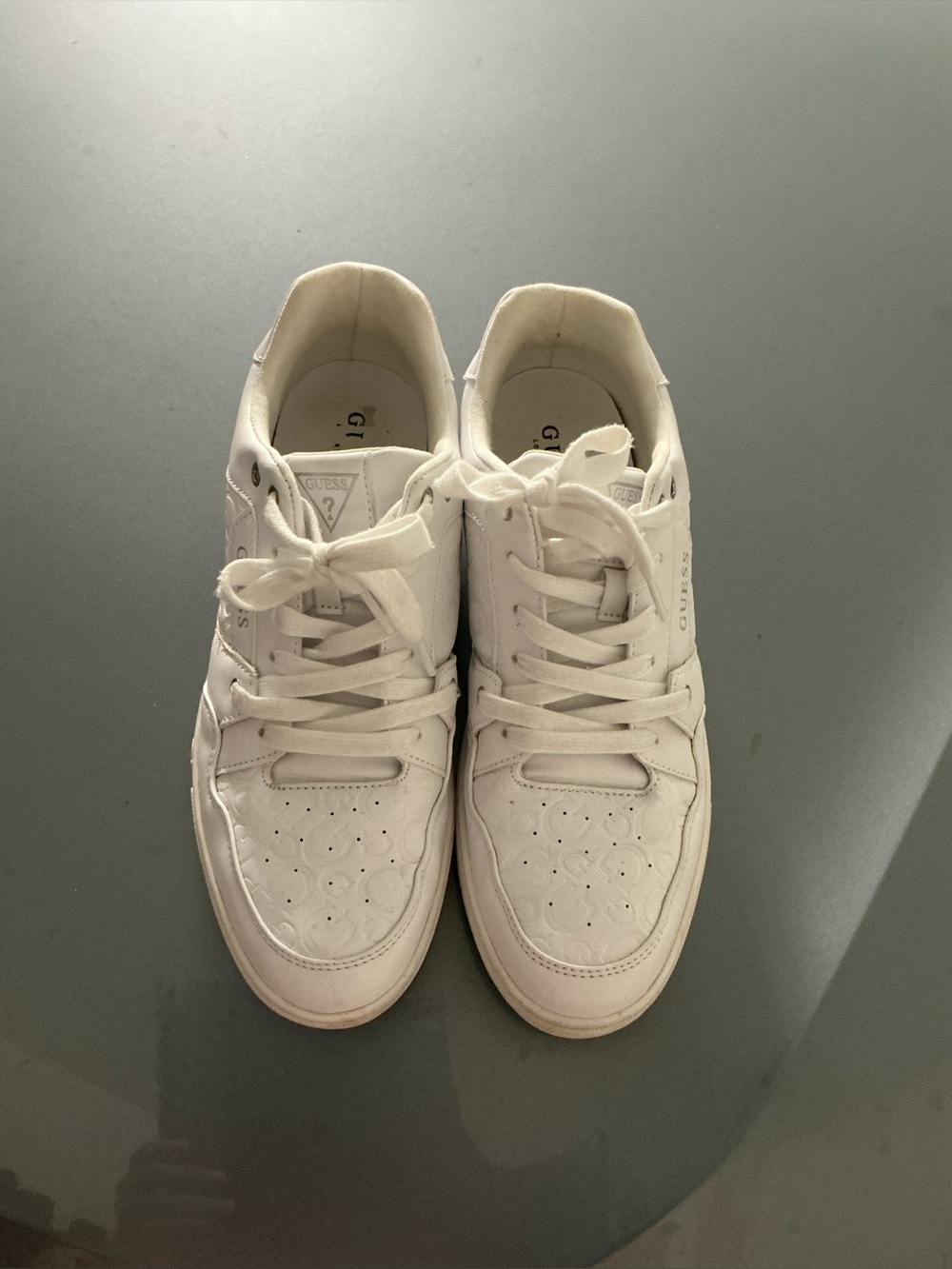 GUESS women’s White Low-Top Leather Sneakers